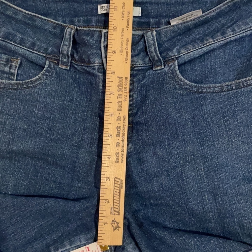 Lee Riders Mid Rise Jean Shorts - Picture 11 of 13